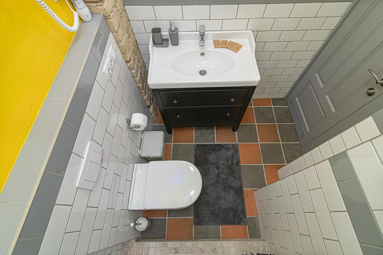 Modern Vilnius Old Town Apartment With Free Parking エクステリア 写真